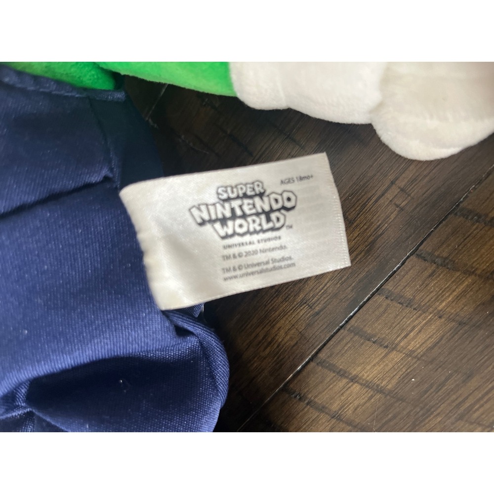 Nintendo Super Mario Luigi Plush Super Nintendo World Universal Studios 13in - Picture 4 of 4